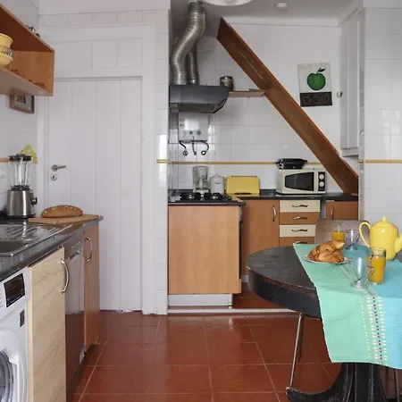 Apartament Center In Lively Bairro Alto! Lizbona