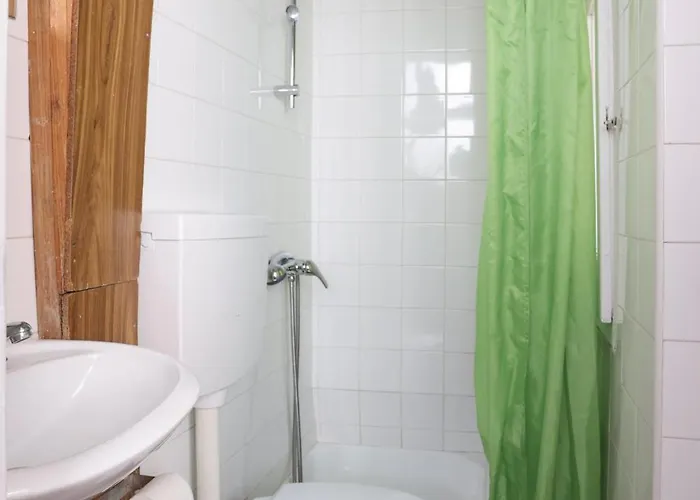 Center In Lively Bairro Alto! * Lisboa